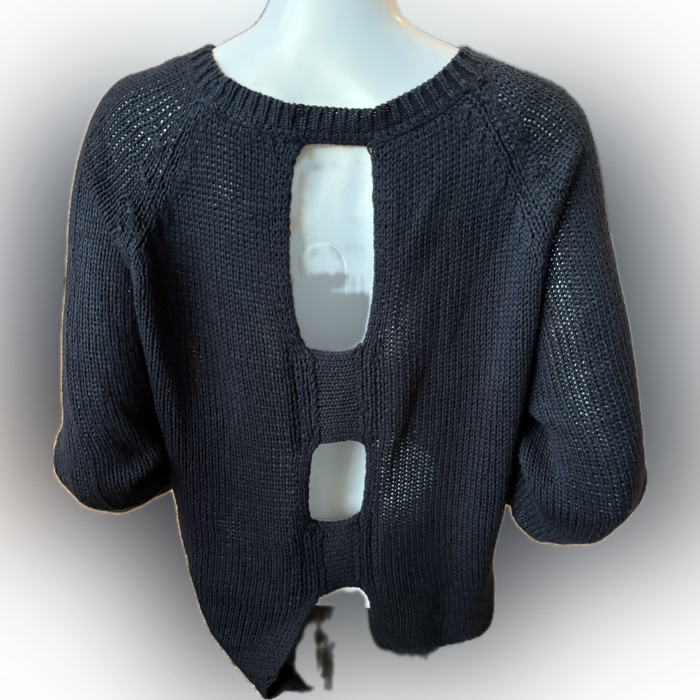 Women’s Rev black knit sweater with open back cutouts. Size XXL - Picture 3 of 7